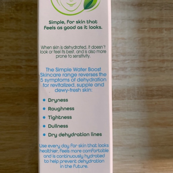 Simple Hydrating Booster - Picture 5 of 5